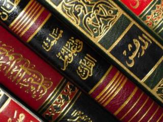 В аэропорту Шымкента у мужчины изъяли более 200 книг религиозного содержания