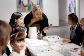 Столичные художники проводят бесплатные мастер-классы для детей из социально уязвимых слоев населения