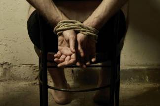 9 человек задержали за пытки в Казахстане: кто они и как их наказали