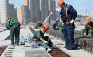 Более 14 тыс. иностранцев законно работают в Казахстане