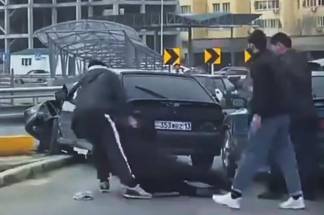 Дорожные войны: драка водителей в Шымкенте попала на видео