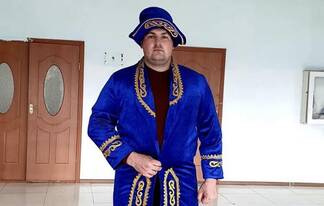 Его называют «сары бала». Как живет русский парень с казахской душой Владимир Чепель