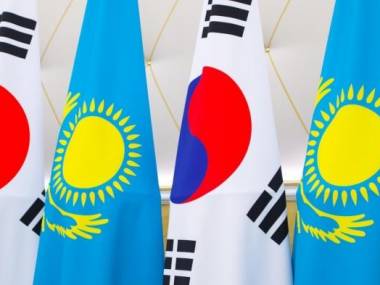 Казахстанские мажилисмены встретились с южнокорейскими коллегами