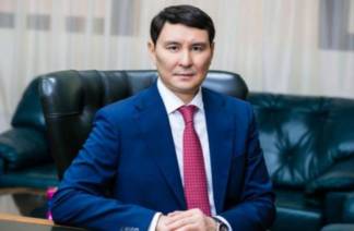 Министр финансов Жамаубаев назвал размер своей зарплаты