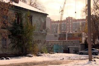 Павлодарские чиновники выживают людей из собственных квартир, отрезав их от теплоснабжения