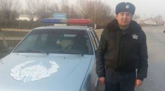 Полицейские ЮКО приняли роды в служебной машине