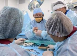 В Шымкенте нейрохирурги провели две уникальные операции