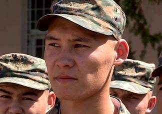21-летний солдат-срочник остановил заключенного при попытке побега