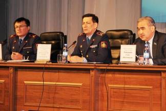 Начальник департамента полиции Шымкента Ералы Джумаханбетов отчитался перед населением