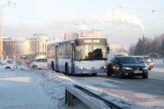 С наступлением морозов в Усть-Каменогорске усилился кризис общественного транспорта