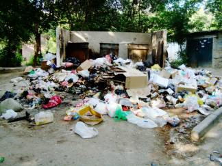 В Шымкенте предлагают привлечь к уборке мусора как можно больше компаний