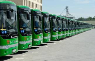 В Шымкенте водители автобусов требовали выплаты долгов по зарплате