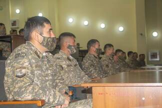 Заседание совета сержантов прошло в Шымкентском гарнизоне