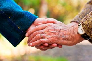 Жители Шымкента старше 50 лет смогут участвовать в проекте «Серебряный возраст» с 2023 года